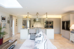 4southclosekitchenliving2